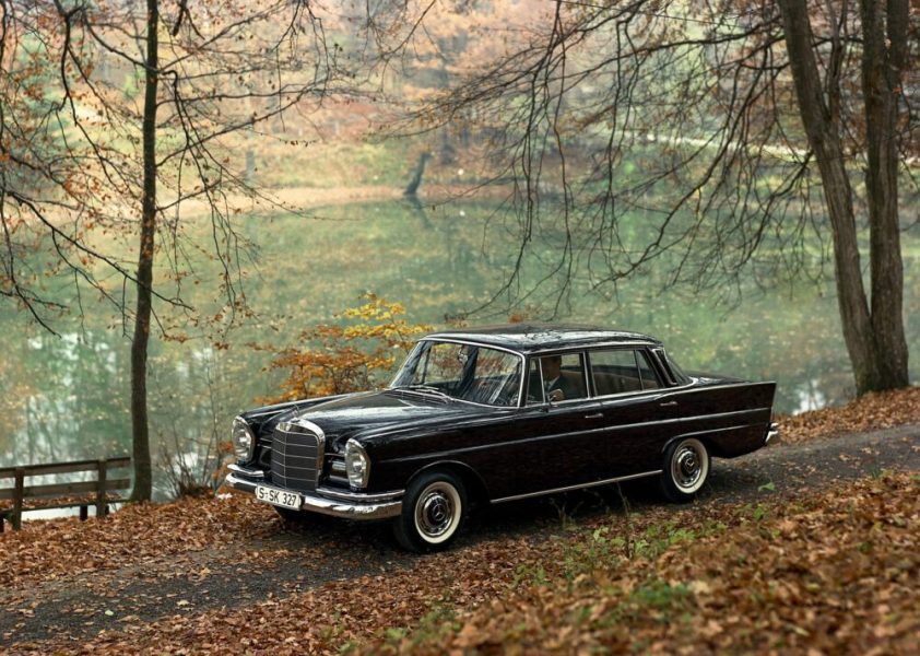 Mercedes-Benz Limousine der Baureihe 111 - "Heckflossen-Mercedes".