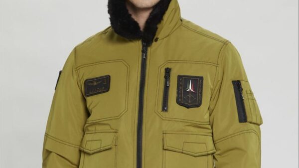 Un giubbotto della linea Pilot Man FW 2021/22 aeronautica militare