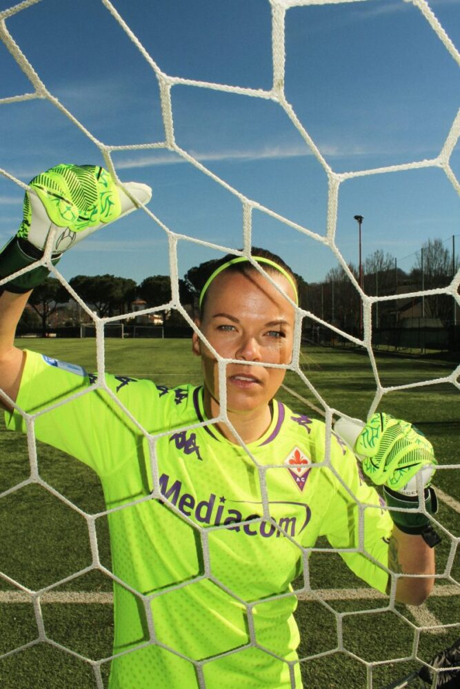 Le ragazze della Fiorentina Calcio_femminile_ per_KEEP PERFORMING è la nuova campagna di Kappa