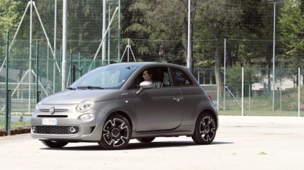 Il nuovo spot di Fiat 500 Sport Hybrid e Ermal Meta