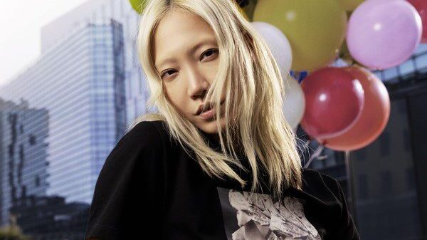 Soo Joo Park per Sportmax Denim Culture Autunno-Inverno 2021-2022 - © Dario Catellani