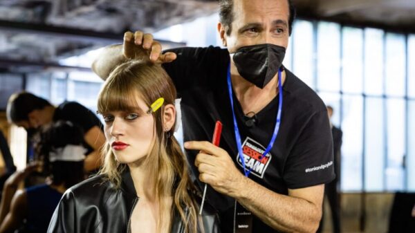 TONI&GUY Italia hairlook Collezione Uomo e Donna SS22 di JOHN RICHMOND.