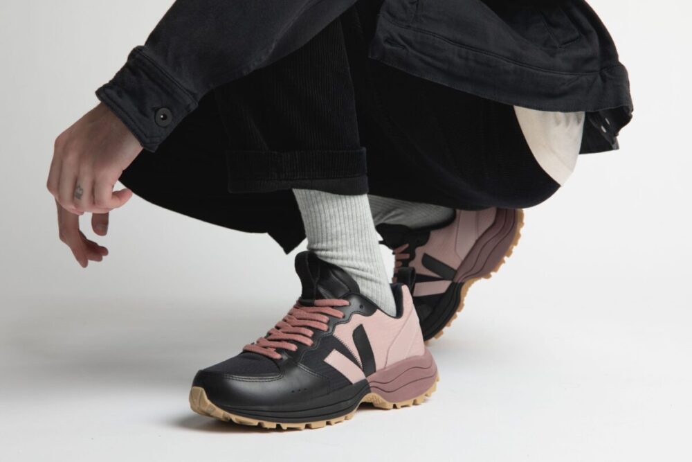 Nuove_sneake_unisex_Veja_per_EMIR_SHIRO-autunno-inverno 2021-2022