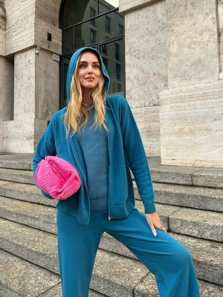 Chiara Ferragni in tuta Falconeri AI 2022-23-