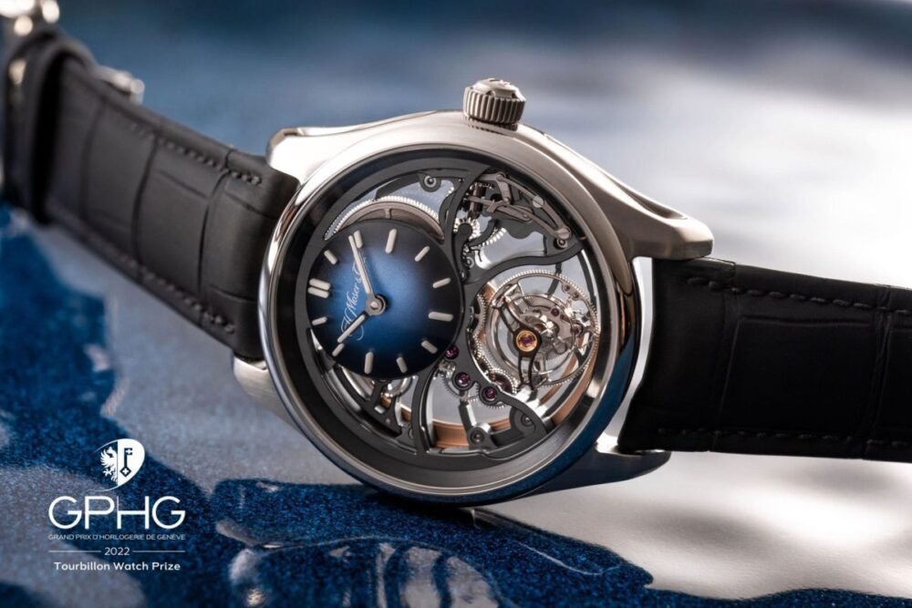 Orologio HMoser_3811_1200_Pioneer_Cylindrical_Tourbillon__Lifestyle_Side__GPHG2022