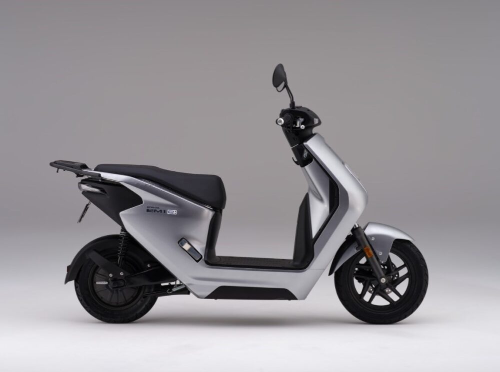 EM1 è il nuovo scooter elettrico di Honda