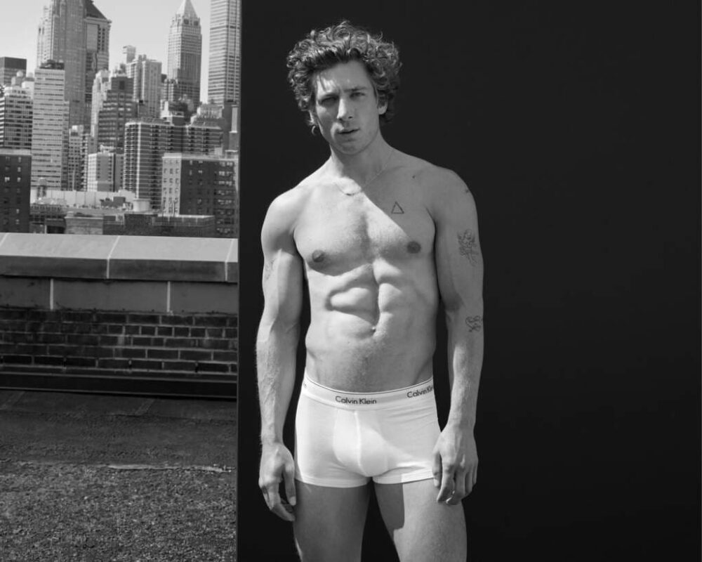 Jeremy-Allen-White-testimonial-intimo-Primavera-2024-Calvin-Klein-