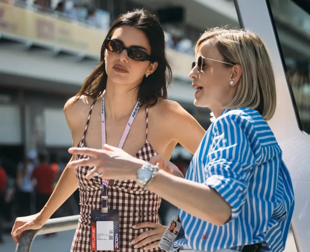 Kendall Jenner ospite di TommyHilfiger al MiamiGP Formula 1 _PhotoCredits_F1® ACADEMY