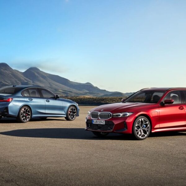 Le nuove BMW Serie 3 Sedan e Serie 3 Touring