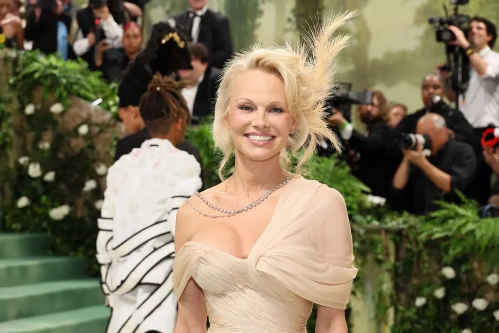 Pamela Anderson at The Met Gala wearing Custom Pandora Lab-Grown Diamonds_Getty Images_Getty Images Photo by Dia Dipasupil