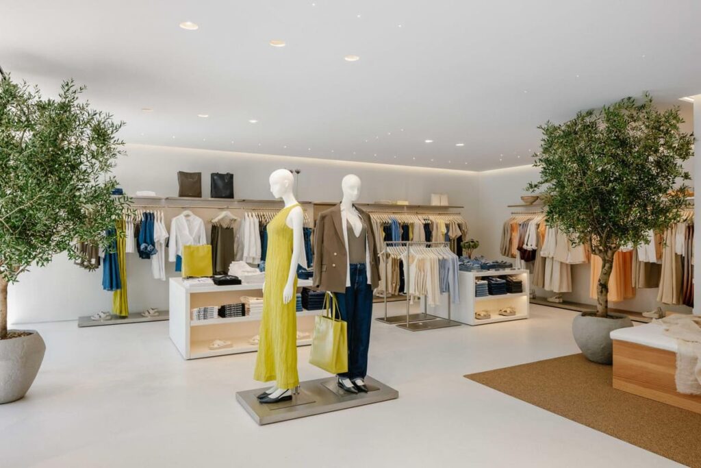 Un angolo del nuovo flagship store Calvin Klein Calvin Klein a Parigi 