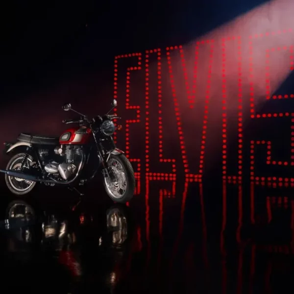 Triumph-X-Elvis-Presley-my25-bonnevillet120-elvis