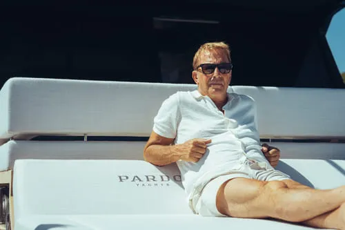 Kevin Costner ospite sul prototipo del nuovo yacht Cantiere del Pardo GT 75