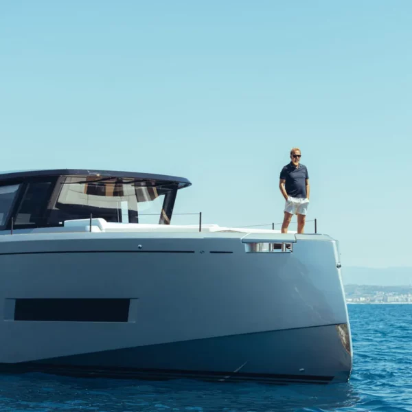 Kevin Costner ospite sul prototipo del nuovo yacht Cantiere del Pardo GT 75