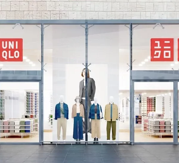 Nuovo negozio UNIQLO stazione termini Roma