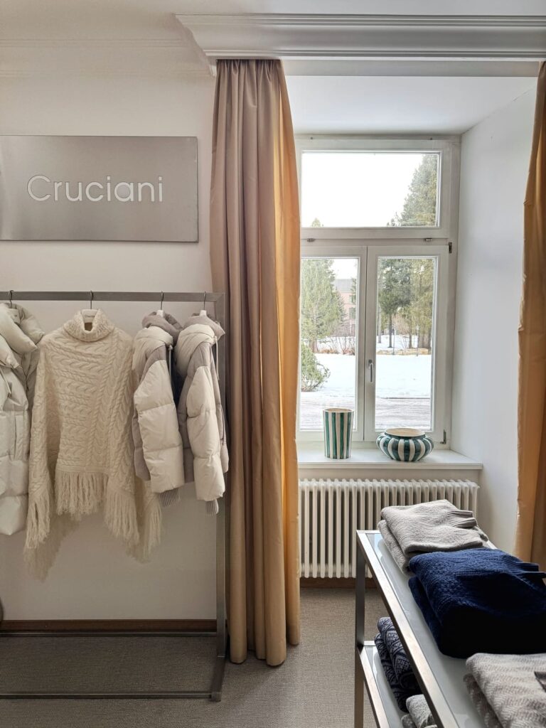 CRUCIANI boutique Grand Hotel des Bains Kenpinski di St. Moritz 