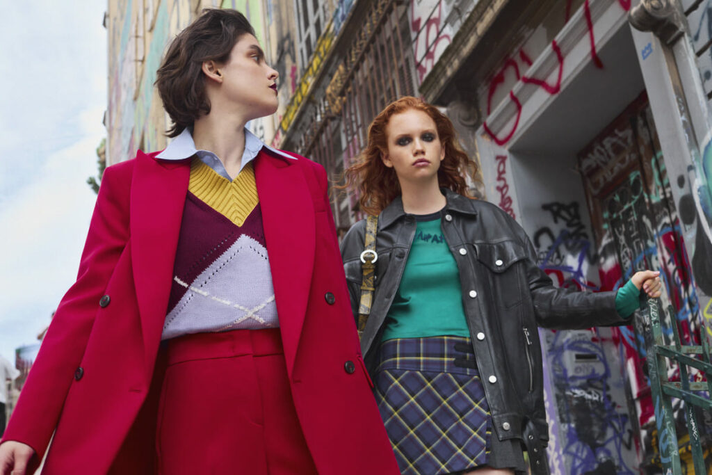 MAX&Co. capsule Mad Love nuova &Co.llaboration ispirata a The Joker e Harley Quinn FW 2024-25