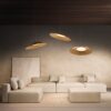 Le lampade KATE SUSPENSION illuminano lo stand Kdln a Maison&Objet 2025