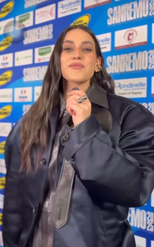 Gaia Gozzi in JW Anderson a Sanremo 2025